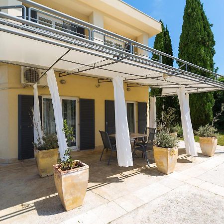 Apartments Gala Poreč Buitenkant foto