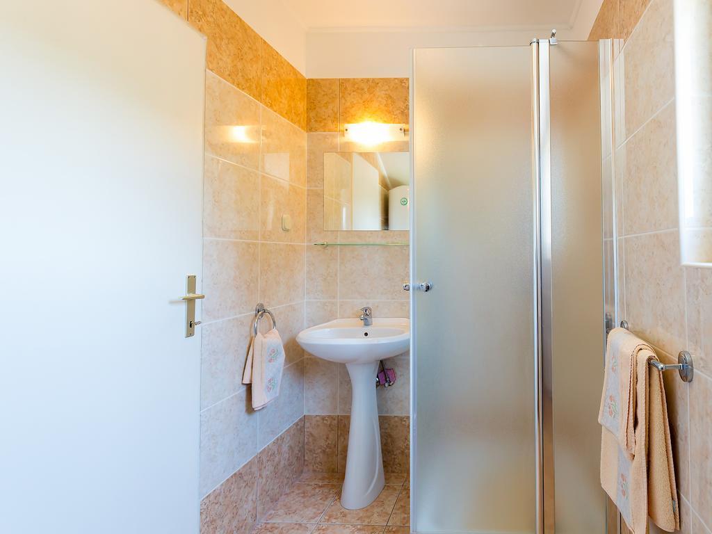 Apartments Gala Poreč Buitenkant foto